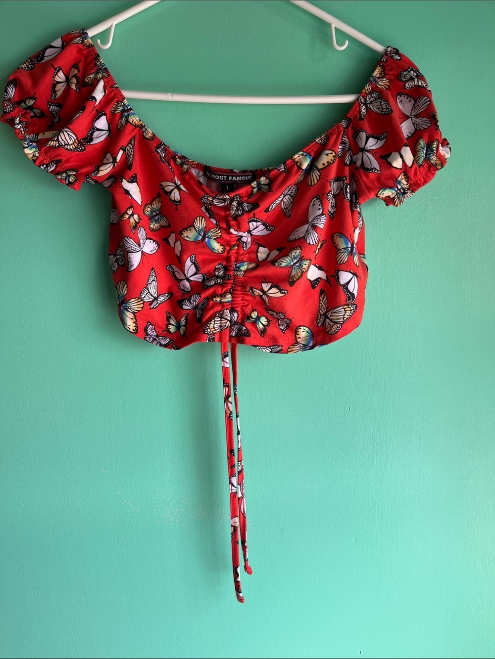 Almost Famous Red Butterfly Print Puff Sleeve Cropped Blouse